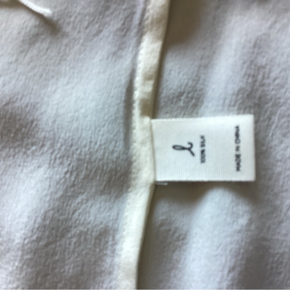 New 100% Silk Cream Cap Sleeve Blouse with tags - Picture 4 of 5